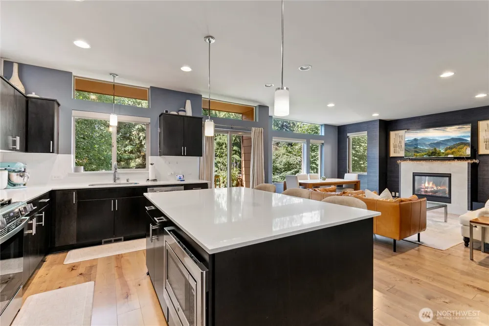 13521 SE 81st Place Newcastle, WA 98059