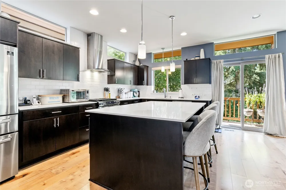 13521 SE 81st Place Newcastle, WA 98059