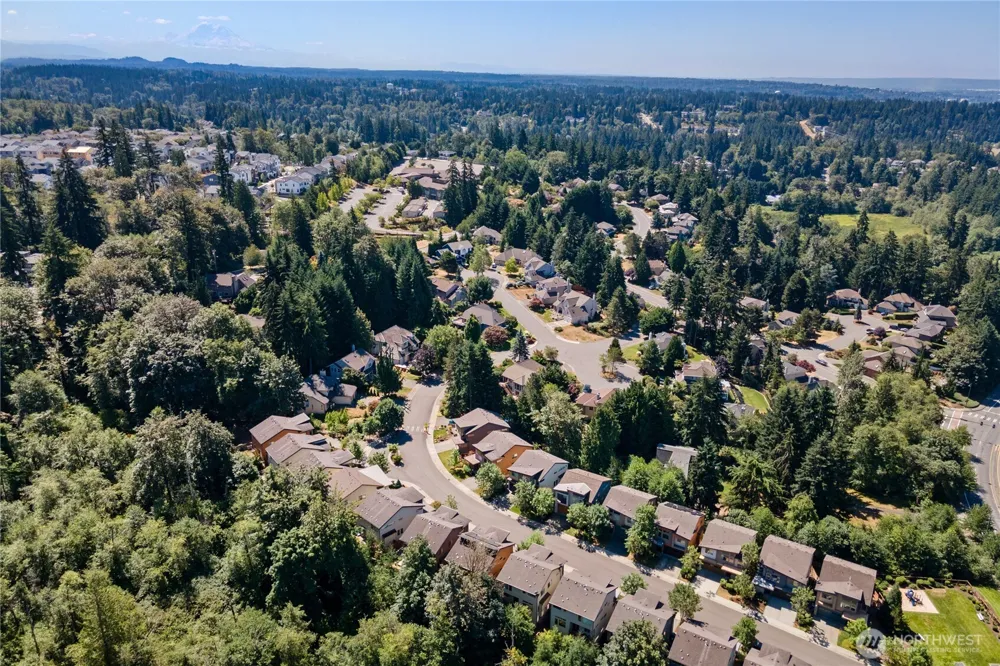 13521 SE 81st Place Newcastle, WA 98059
