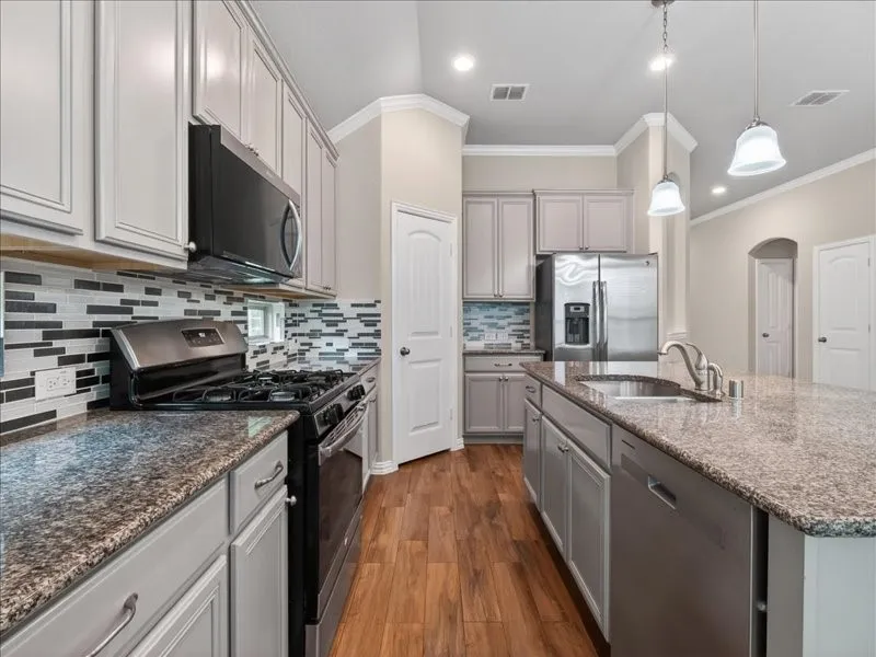 16020 Holly Creek Prosper, TX 75078