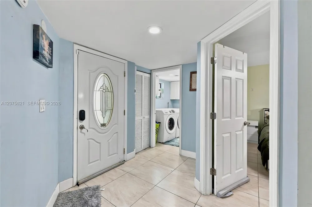 958 Mockingbird Ln #513 Plantation, FL 33324