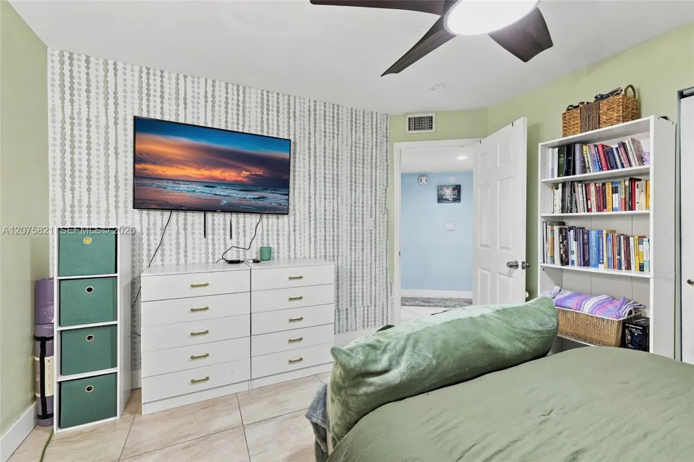 958 Mockingbird Ln #513 Plantation, FL 33324