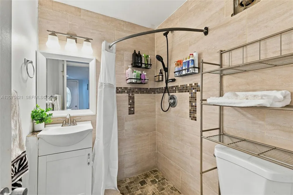 958 Mockingbird Ln #513 Plantation, FL 33324