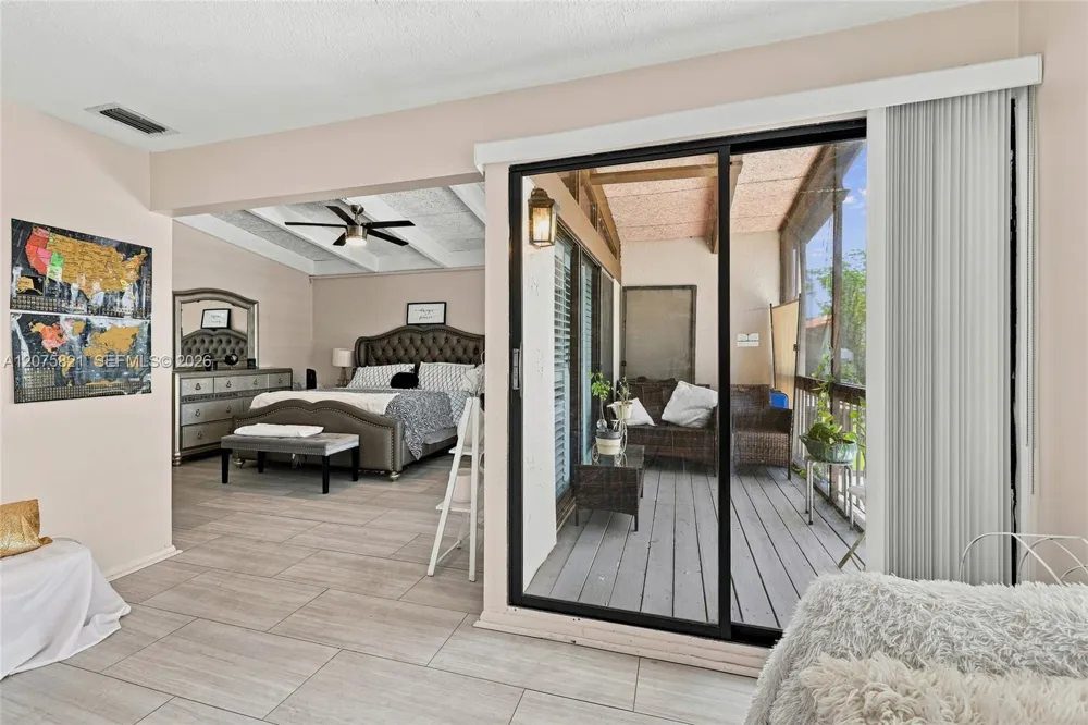 958 Mockingbird Ln #513 Plantation, FL 33324