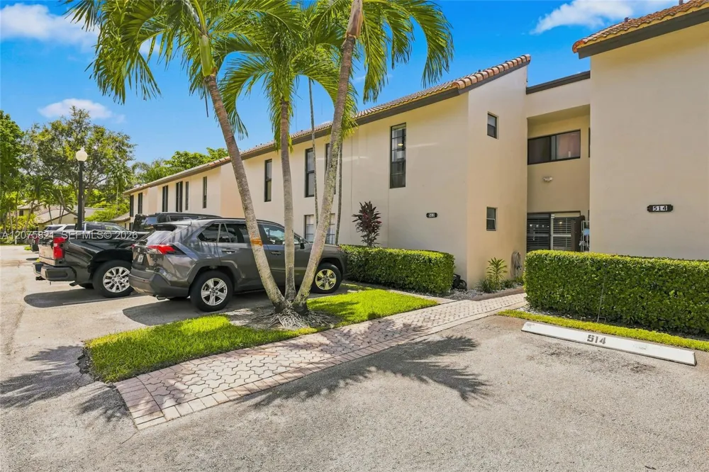 958 Mockingbird Ln #513 Plantation, FL 33324
