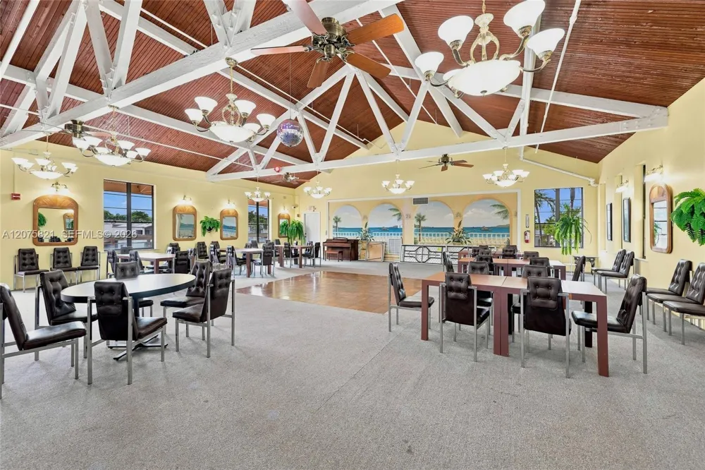 958 Mockingbird Ln #513 Plantation, FL 33324