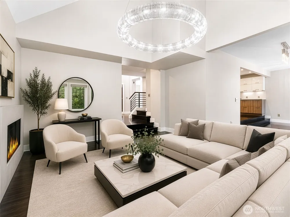 1748 Bellevue Way NE #1 Bellevue, WA 98004