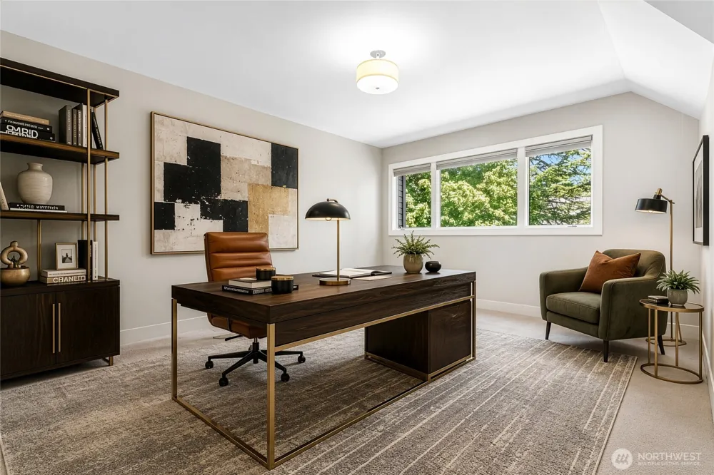 1748 Bellevue Way NE #1 Bellevue, WA 98004