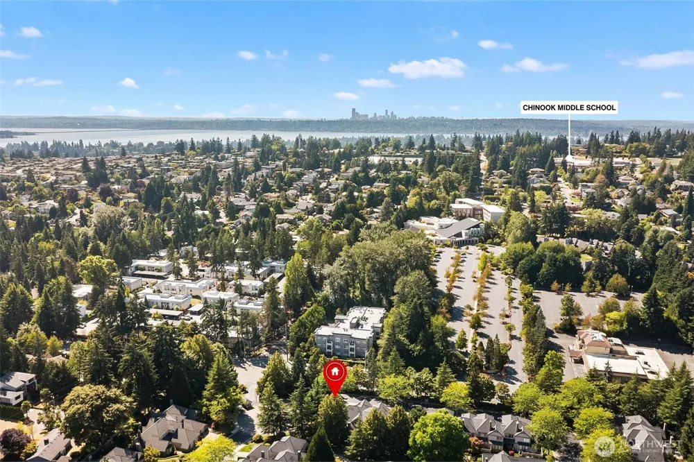 1748 Bellevue Way NE #1 Bellevue, WA 98004