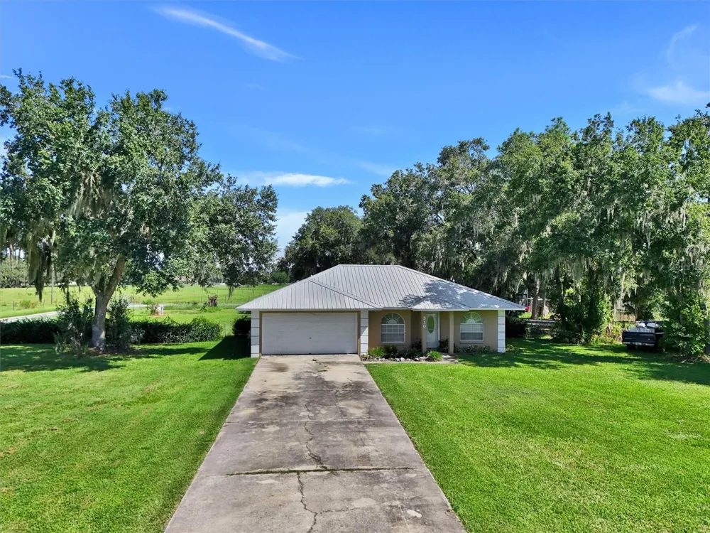 510 CLOVERLEAF DRIVE Lithia, FL 33547