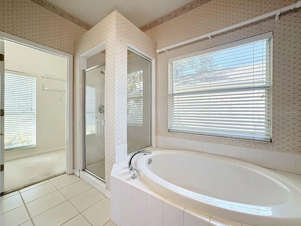 9250 NW 13TH AVENUE CIRCLE Bradenton, FL 34209