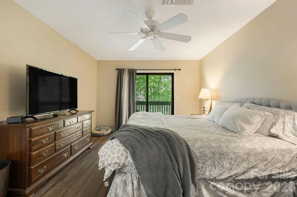 64 Big Spruce Lane Waynesville, NC 28786