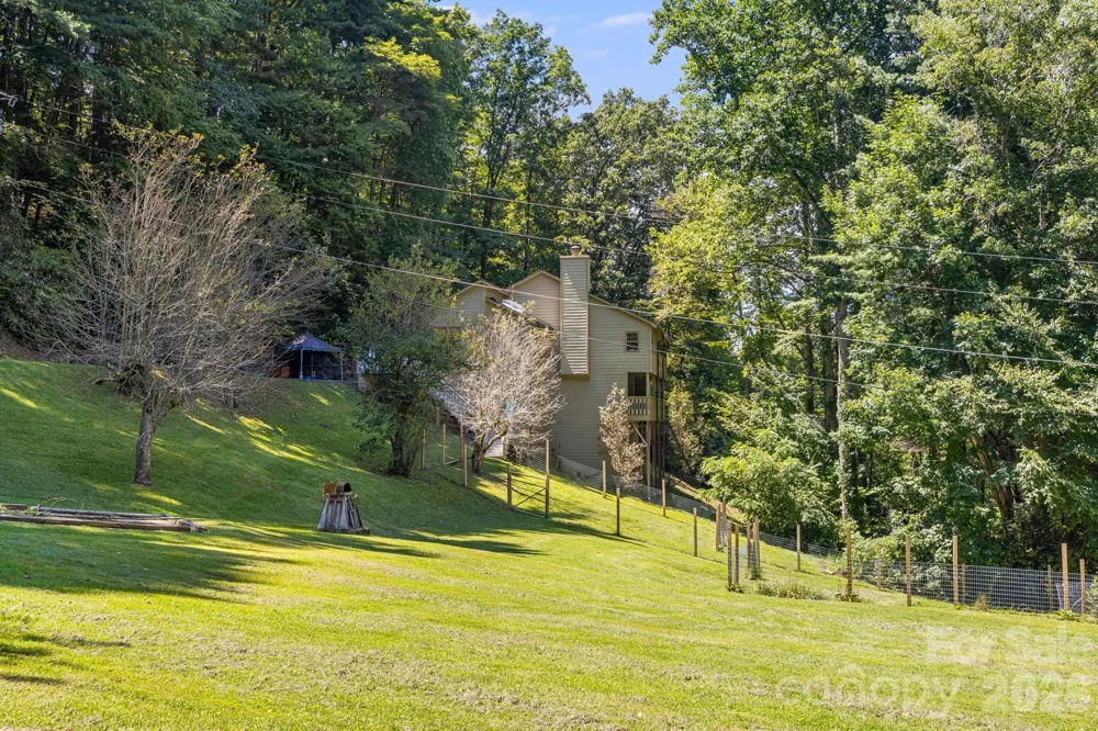 64 Big Spruce Lane Waynesville, NC 28786