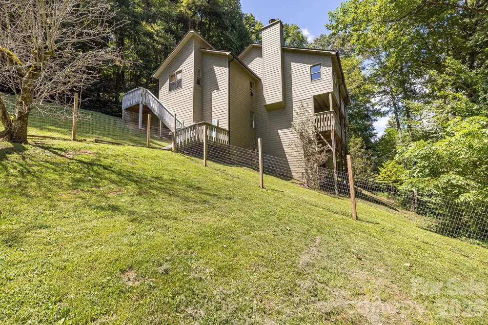 64 Big Spruce Lane Waynesville, NC 28786