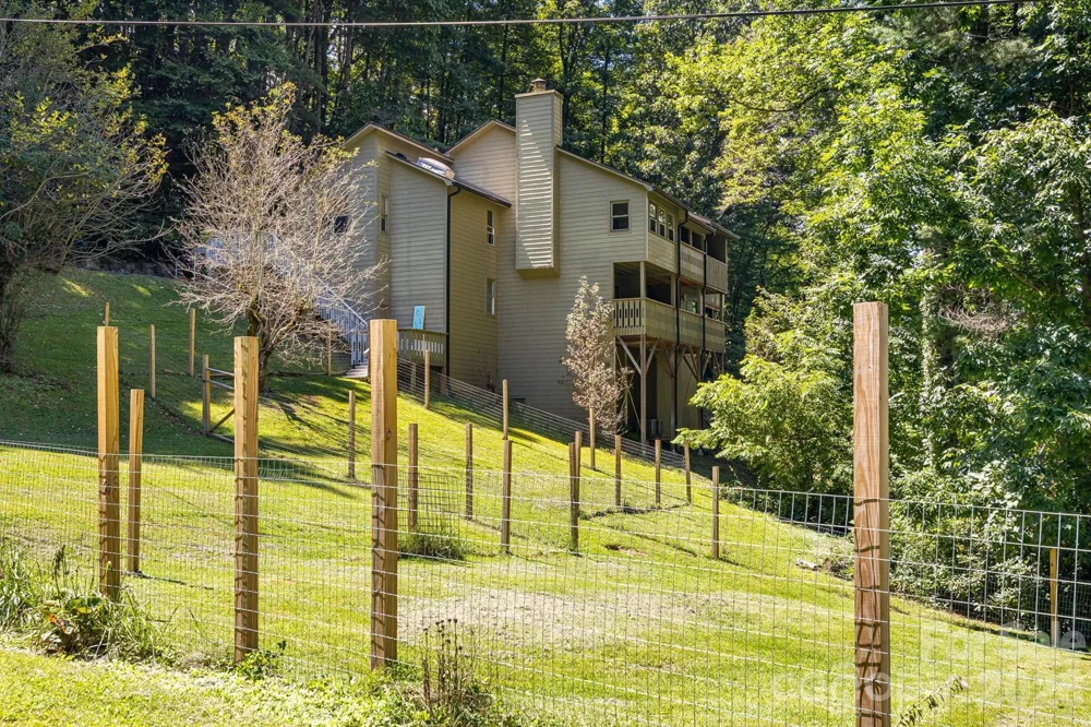 64 Big Spruce Lane Waynesville, NC 28786