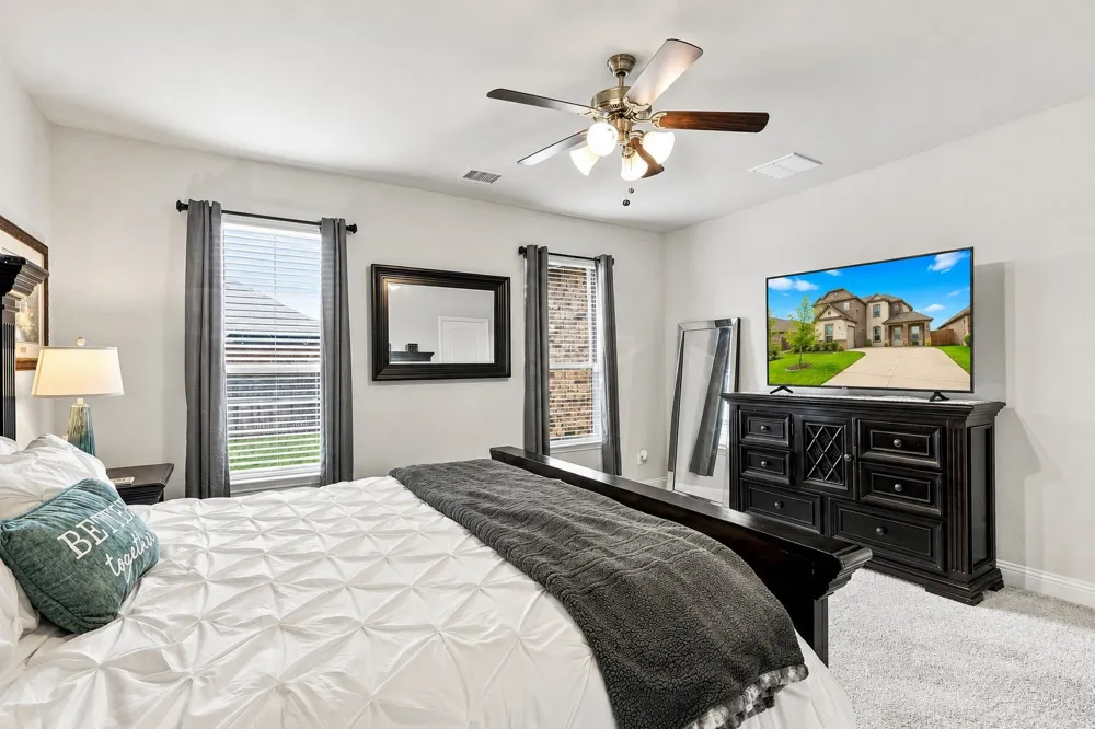 401 Llano Lane Red Oak, TX 75154