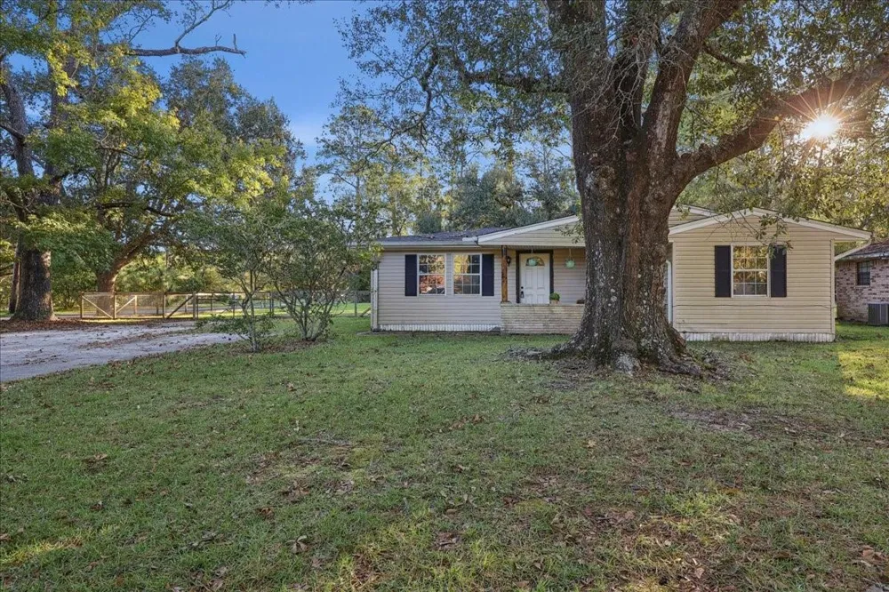 380 Croom Vidor, TX 77662