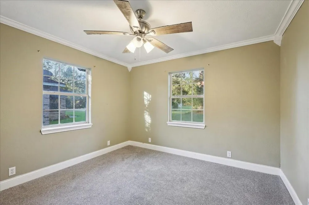 380 Croom Vidor, TX 77662