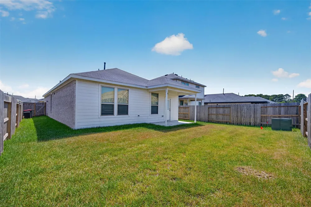 219 Bismuth Drive Crosby, TX 77532