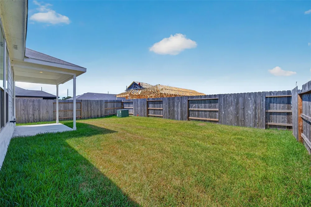 219 Bismuth Drive Crosby, TX 77532