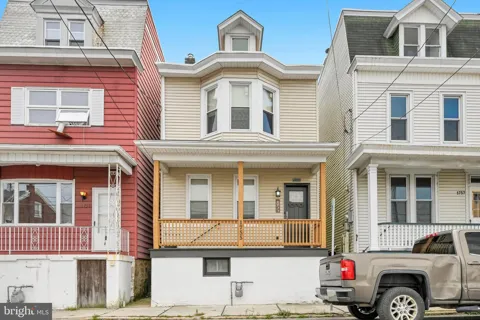 1755 W NORWEGIAN STREET