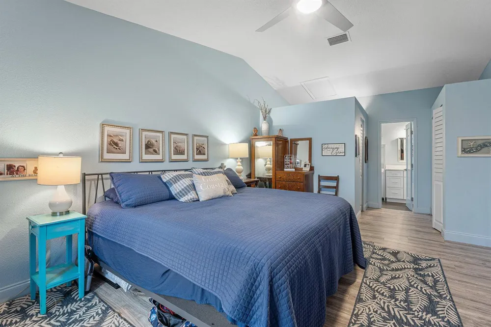 5225 Spice Drive Palm Beach Gardens, FL 33418