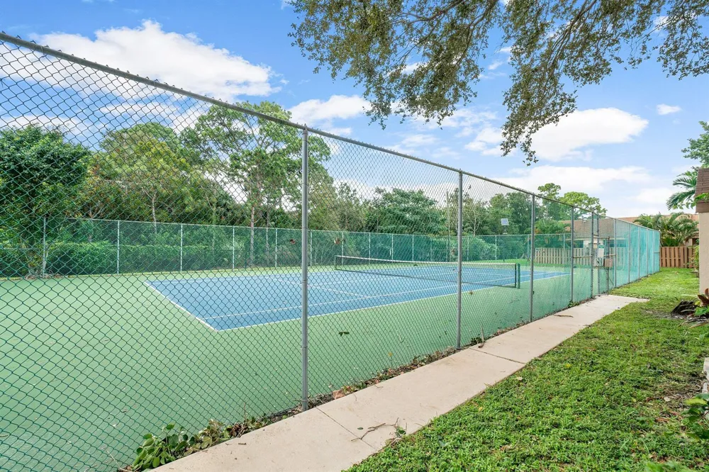 5225 Spice Drive Palm Beach Gardens, FL 33418