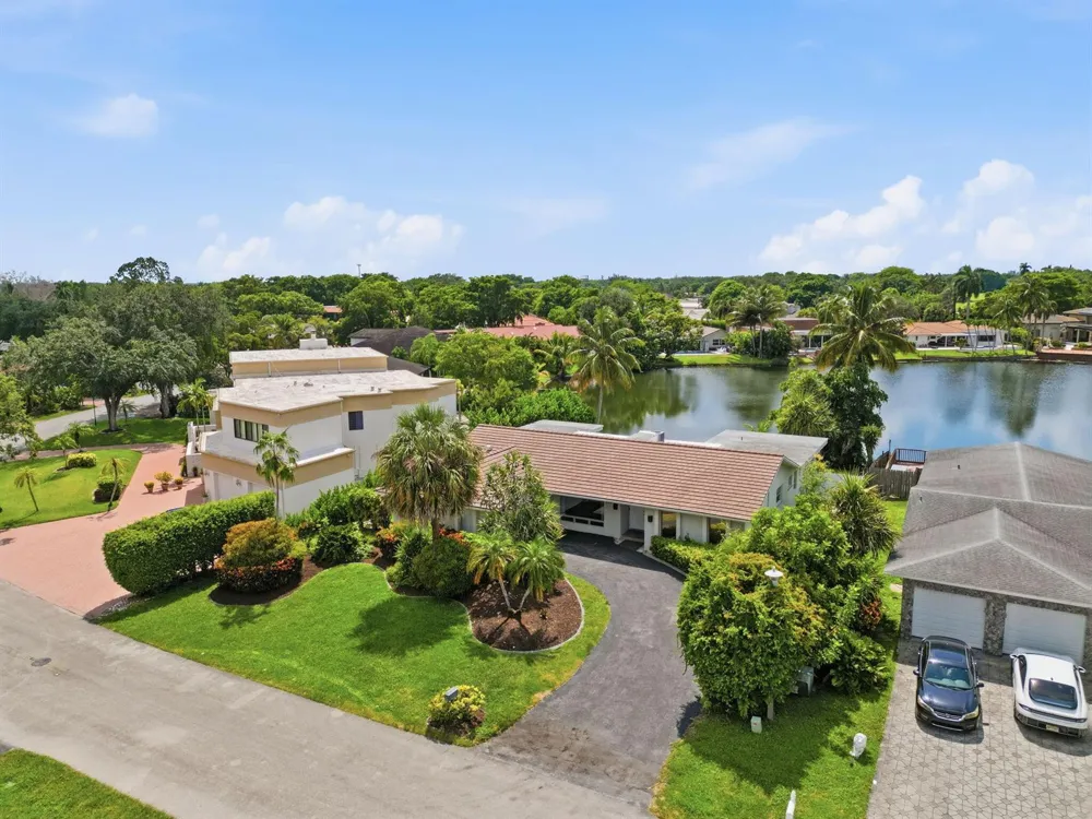 613 SEA TURTLE WAY Plantation, FL 33324
