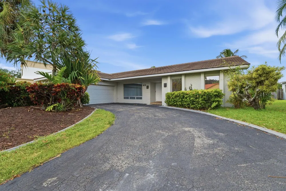 613 SEA TURTLE WAY Plantation, FL 33324