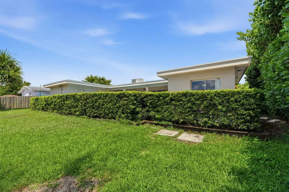 613 SEA TURTLE WAY Plantation, FL 33324