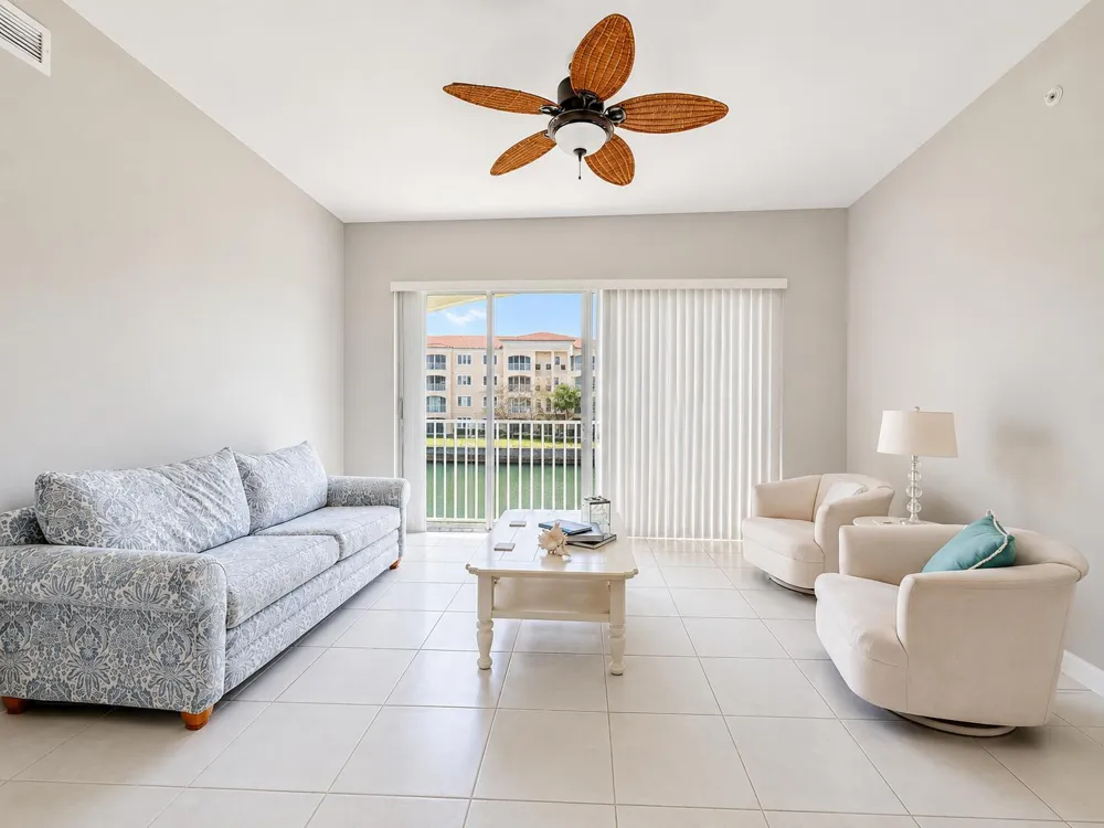 6 HARBOUR ISLE DRIVE E #205 Fort Pierce, FL 34949
