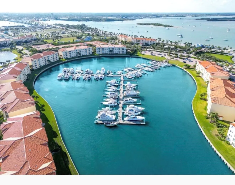 6 HARBOUR ISLE DRIVE E #205 Fort Pierce, FL 34949