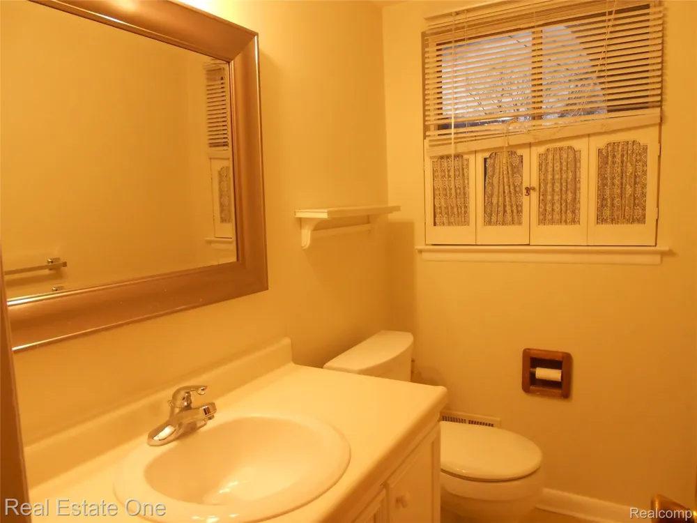 3541 TOTHILL DRIVE Troy City, MI 48084