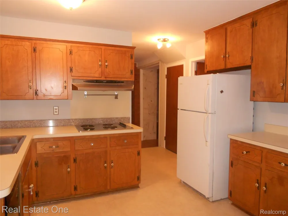 3541 TOTHILL DRIVE Troy City, MI 48084