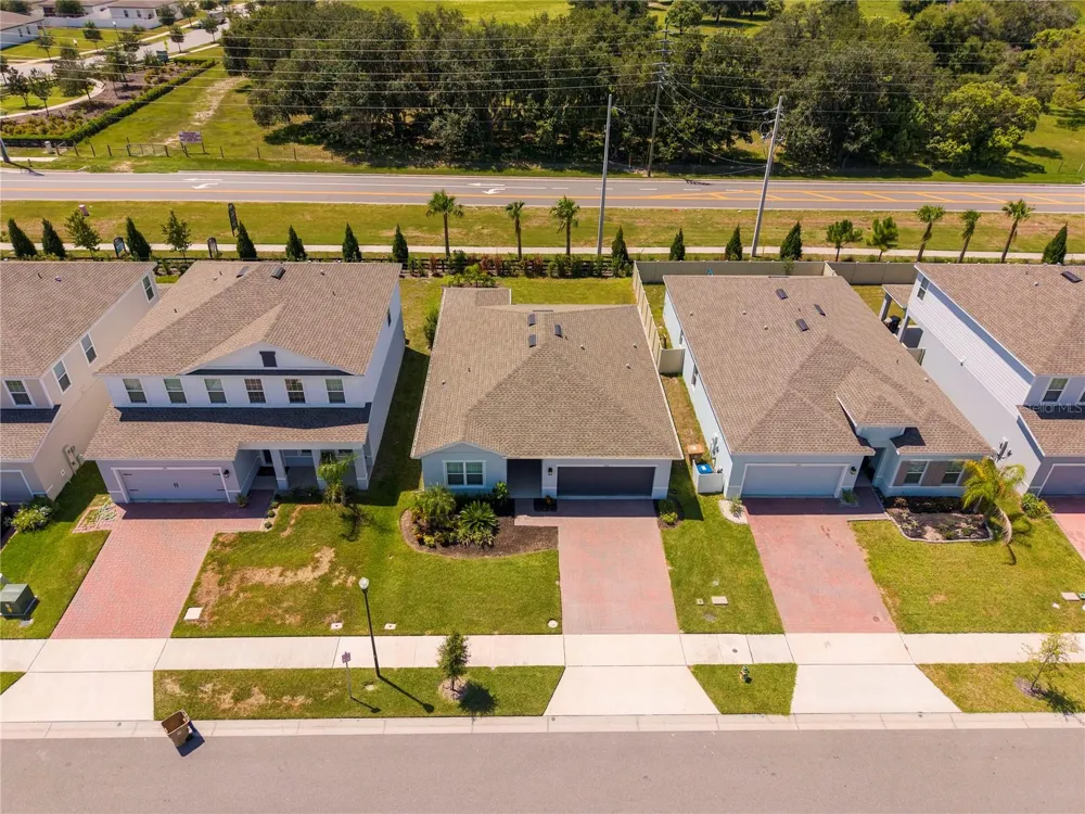 240 CROSSINGS AVENUE St Cloud, FL 34771