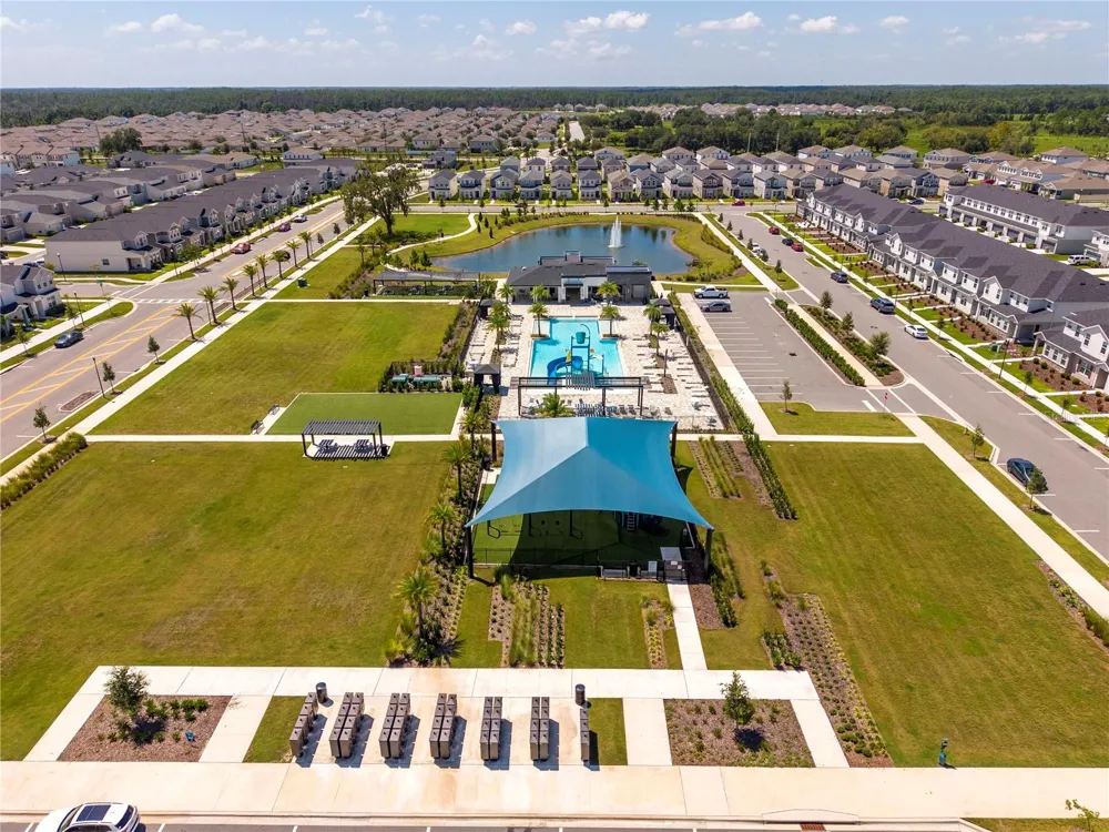 240 CROSSINGS AVENUE St Cloud, FL 34771