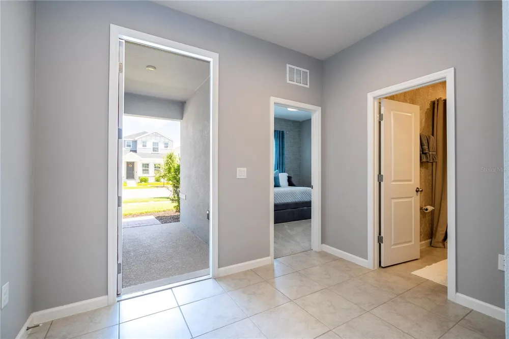 240 CROSSINGS AVENUE St Cloud, FL 34771