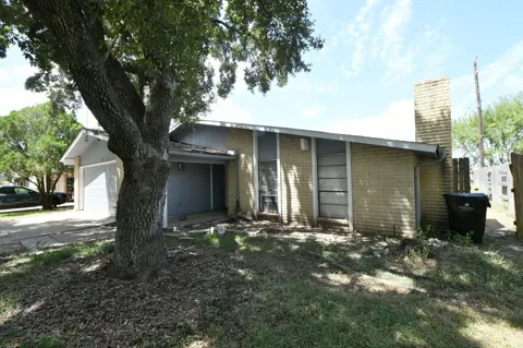 4935 Gretna Green Drive