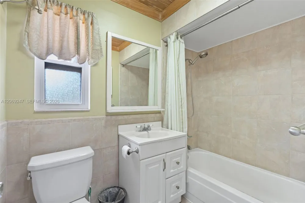 6840 SW 10th Ct North Lauderdale, FL 33068