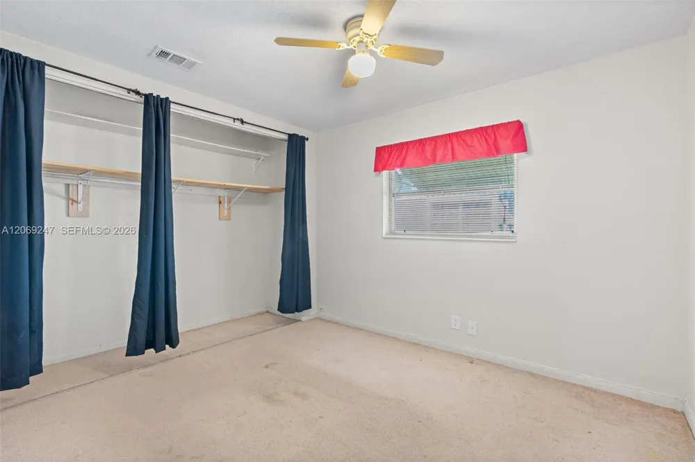 6840 SW 10th Ct North Lauderdale, FL 33068