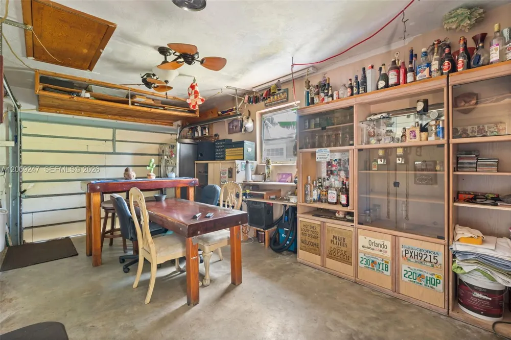 6840 SW 10th Ct North Lauderdale, FL 33068