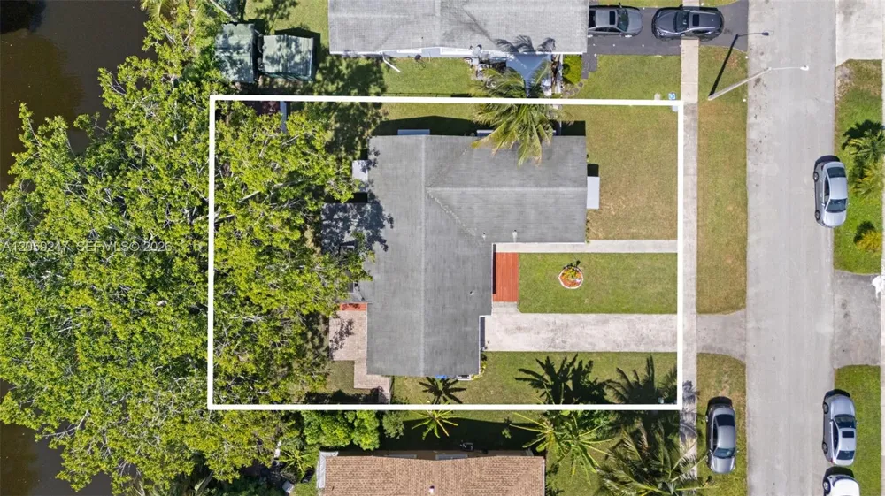 6840 SW 10th Ct North Lauderdale, FL 33068