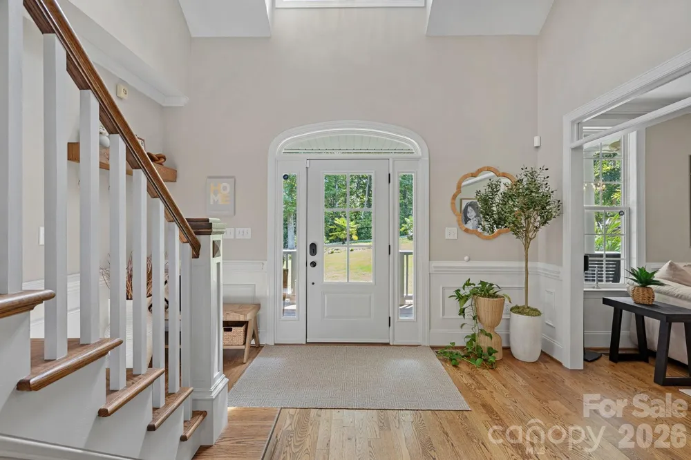 3850 Oakdale Road Charlotte, NC 28216