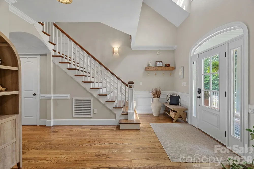 3850 Oakdale Road Charlotte, NC 28216