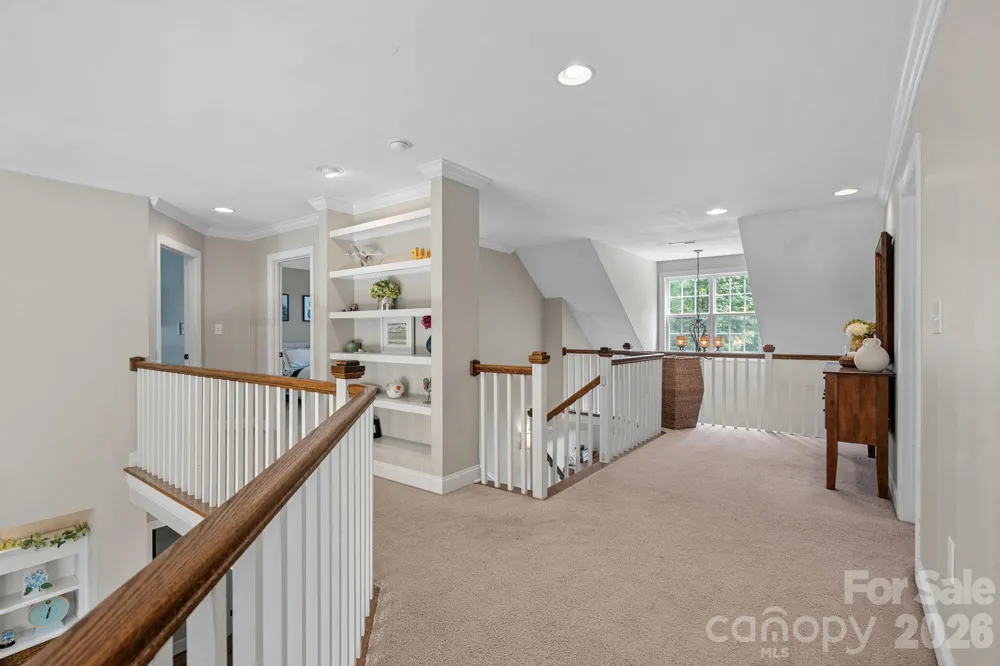 3850 Oakdale Road Charlotte, NC 28216