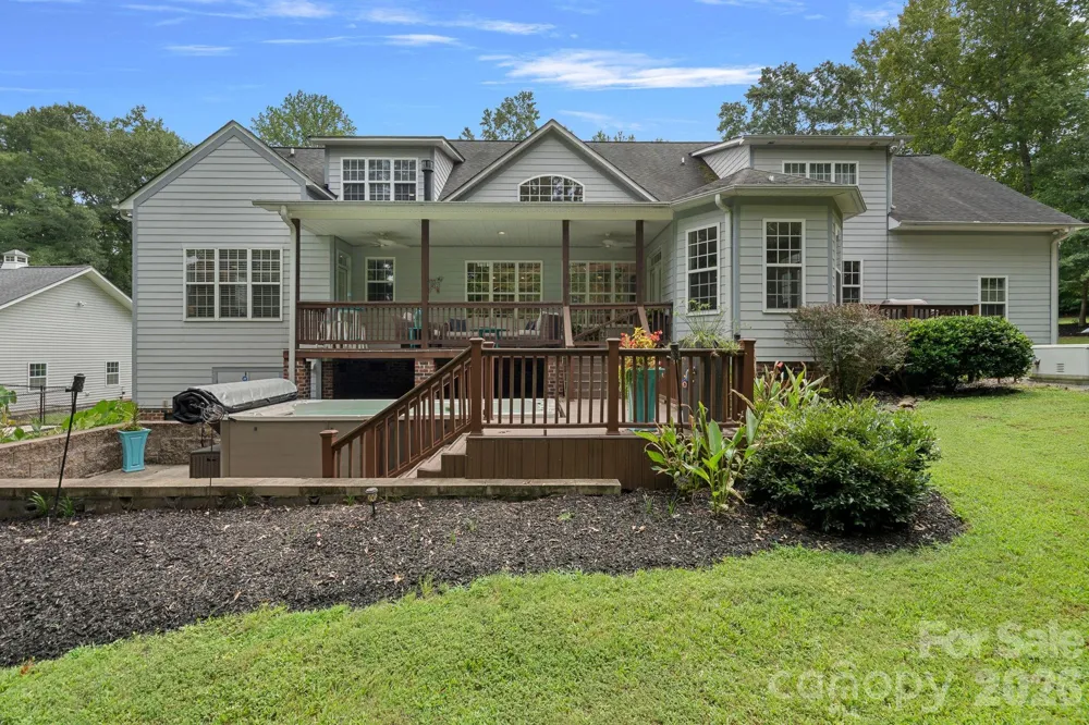 3850 Oakdale Road Charlotte, NC 28216