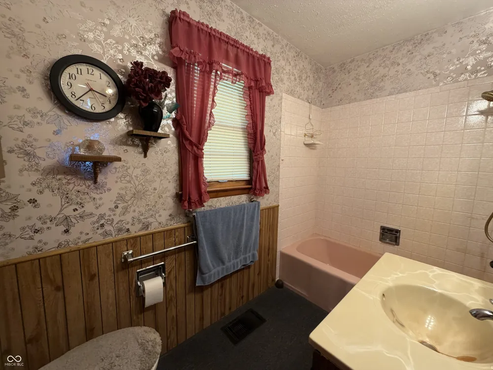 10106 State Road 26 Road E Lafayette, IN 47905