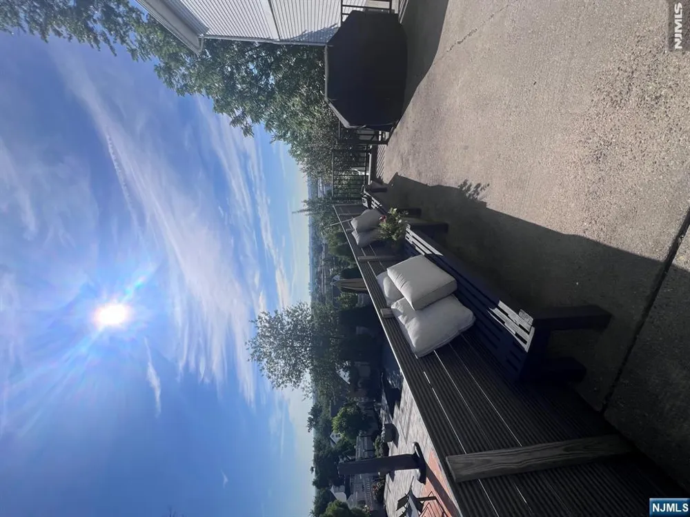 751 7th Street Carlstadt, NJ 07072
