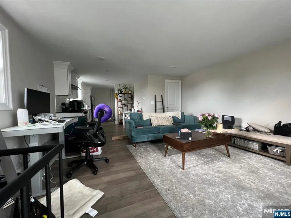 751 7th Street Carlstadt, NJ 07072