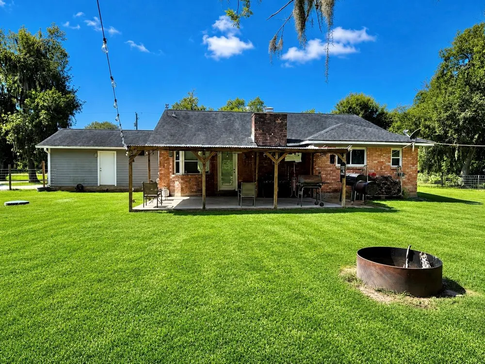3114 County Road 510h Brazoria, TX 77422